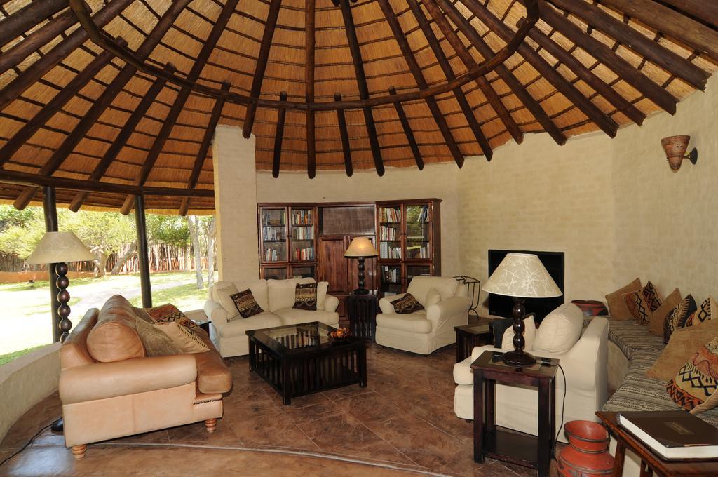 Mopane Bush Lodge Linton Екстериор снимка